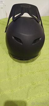 Integralna prilba helma Bell XT2 - 4