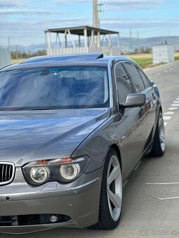 BMW E66 760Li V12 - 4