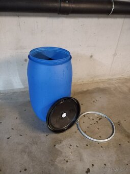 Predám plastový nový sud objem 220 litrov - 4