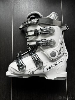 Dámske lyže Blizard 153cm+lyziarky Roxy 25.0 - 4