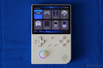 Anbernic RG40XX V nová konzola - SONY PSP a PSX + hry - 4