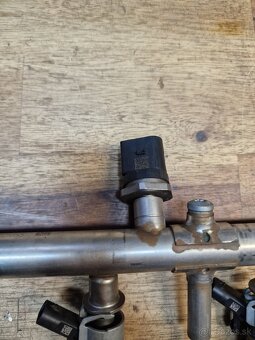 Vstřikovače s vedením paliva 2.0/1.8 TSi EA888 - 4