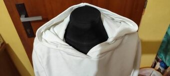 Vianočná zateplená mikina Reserved veľkosť 140 - 4