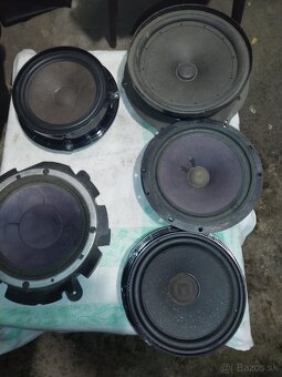 Predám autorádiá aj repro - 4