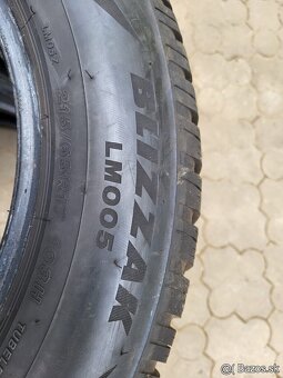 Predam zimné plášte - 4