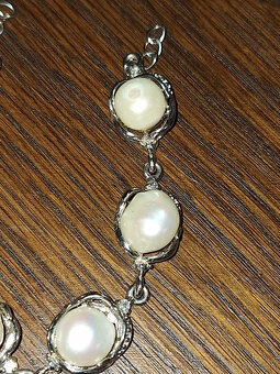 PERLOVÝ NÁRAMOK - 4