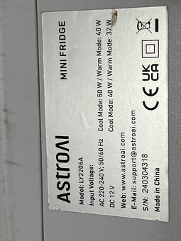 Bezkompresorová termoelektrická minichladnička - 4