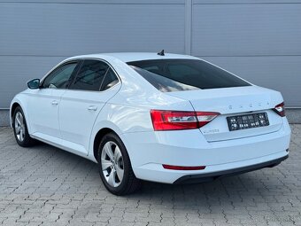 Škoda Superb 2.0 TDI SCR Ambition DSG - 4