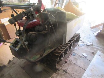 predám  pásový nakladač - 4