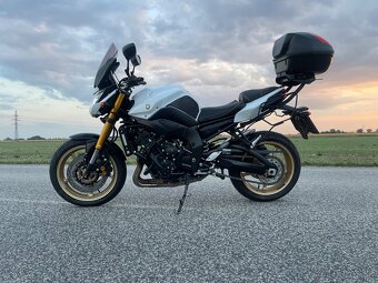 Yamaha - 4