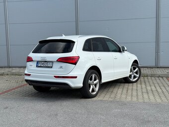 Audi Q5 2.0TDI S-tronic Quattro Sline SK - 4