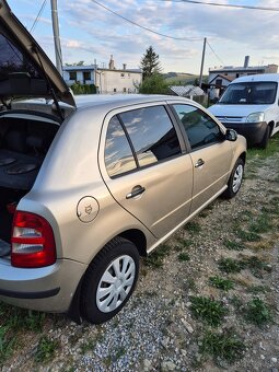 Škoda fabia 1.2 HTP 40Kw - 4