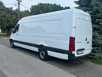 Predam Mercedes Sprinter model 907 - 4