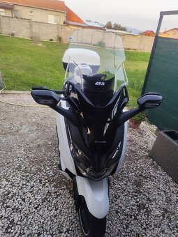 Predám Honda Forza 125 - 4