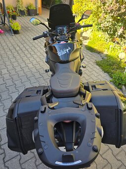 Suzuki gsx s 1000 gt - 4