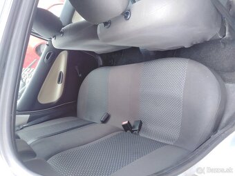 Peugeot 206 1.1 44kW - 4