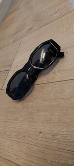 🕶️ Luxusné slnečné okuliare Versace - 4