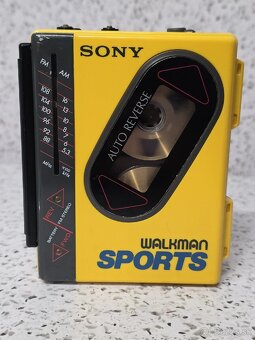 SONY WM-F75 》 SPORT WALKMAN 》DOLBY NR 》Autoreverse - 4