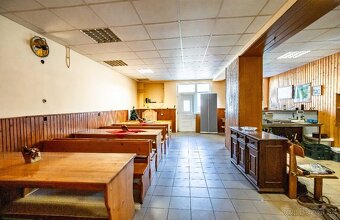 RD na podnikanie v obci SMOLENICE, pozemok 1105 m2 - 4