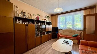 SLOVREAL - predaj 2i byt v neďaleko mesta Kremnica - 4