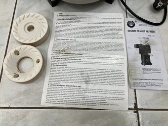 Elektrický mlynček na orieškové maslo - 4