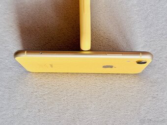 iPhone XR 128GB Žltý, NOVÁ BATERKA, TOP STAV - 4