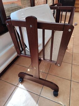 Drevená detská kolíska - 4