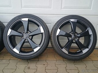 Orig. sada Audi, VW, Škoda, Seat 5x112 R19 + pneu 235/40 R19 - 4