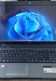 acer aspire 7741G - 4