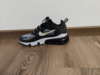 Nike Air Max 270 React 42 - čierne tenisky - 4