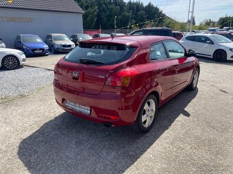 Kia Ceed 1.6 CRDi - 4