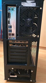 Herný PC – Ryzen 5 / RX 5700 / 32GB RAM / SSD 1TB – Windows - 4