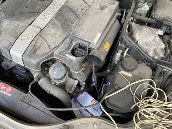 Motor - Mercedes-Benz E320, r.v. 2004 - 4