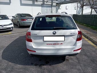 Octavia Combi 1.6 TDI 110k Active DSG - 4