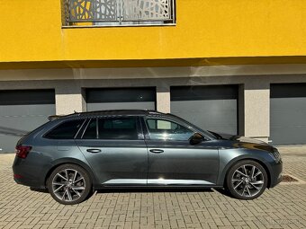 Škoda Superb Combi Sportline 2.0TDI 4x4 DSG - 4