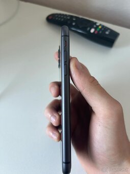 iPhone 11 64gb - 4