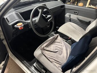 Mitsubishi Lancer Wagen 1.8 44kw hladký diesel 1987 - 4