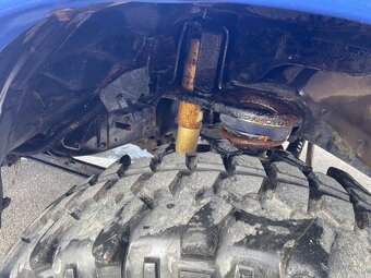 Nissan Patrol y61 2.8 - 4