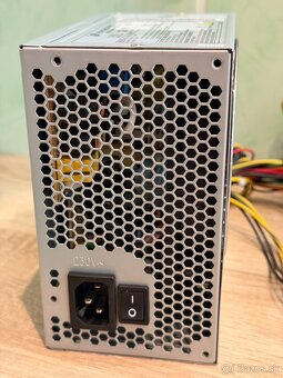 zdroj Fortron 350W, model ATX-350PNR - 4
