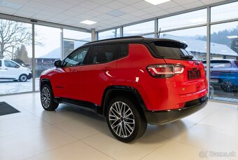 Jeep Compass 1.5 e-Hybrid Summit A/T - 4