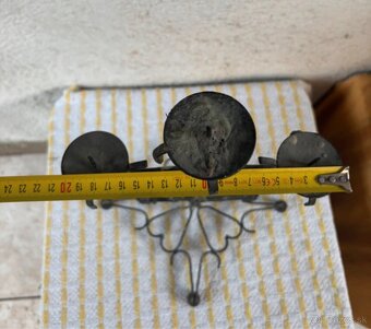 Kovový svietnik - 4