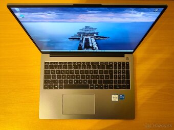 Huawei MateBook D16 i5 16GB 512 GB SSD - 4