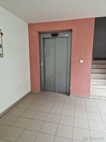 1-izbový byt s parkingom Na Križovatkách - Ružinov - 4
