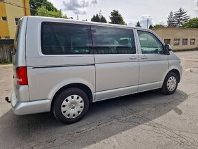 Predám  Volkswagen T5 Caravelle 2.0 TDI 103 KW DSG 121500 km - 4