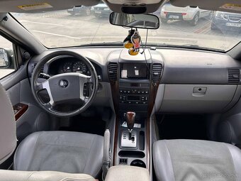 KIA Sorento 2.5 CRDi - 4