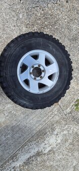 Pneu 265/70 R16 - 4
