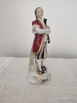 Nemecko Porcelánová soška muž značená - 4