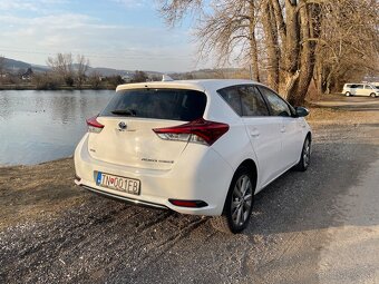 Toyota Auris hybrid 1.8 CVT Automat - 4