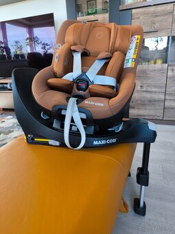 Maxi-Cosi Pearl 360 a základňa Maxi-Cosi FamilyFix 360 - 4