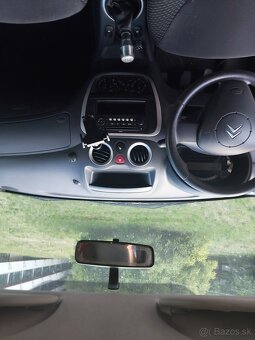 Citroën C3 r. 2009 54kW šedá metalíza - 4